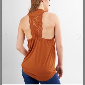 🔺 Daytrip lace back tank NWOT